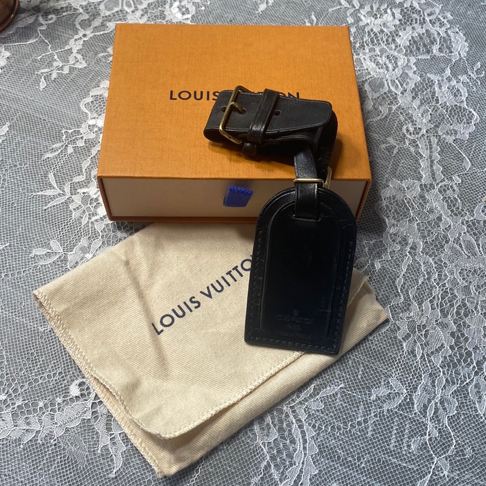 Authentic Louis Vuitton Luggage Tag and Poignet Strap Set